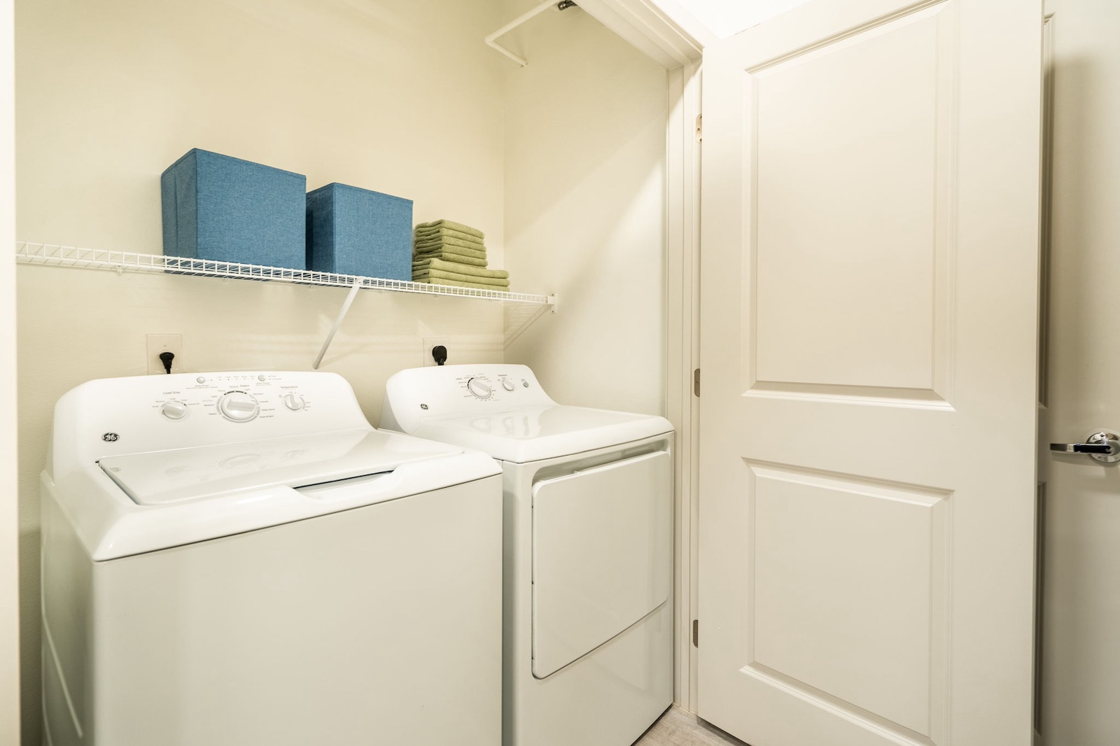 Energy Star full-size washer and dryer at our apartments for rent in Cypress. Residences
